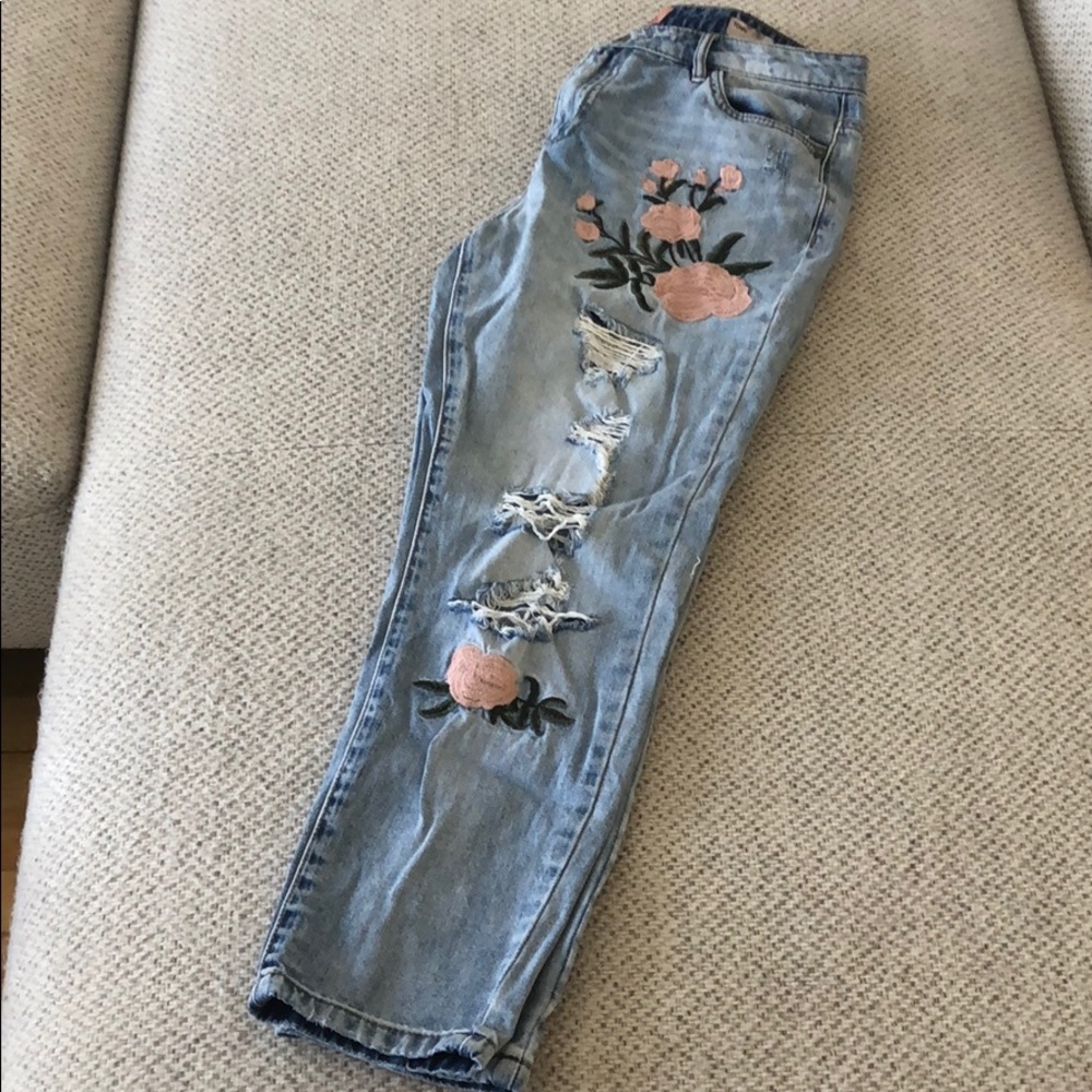 Distress Boyfriend Jeans